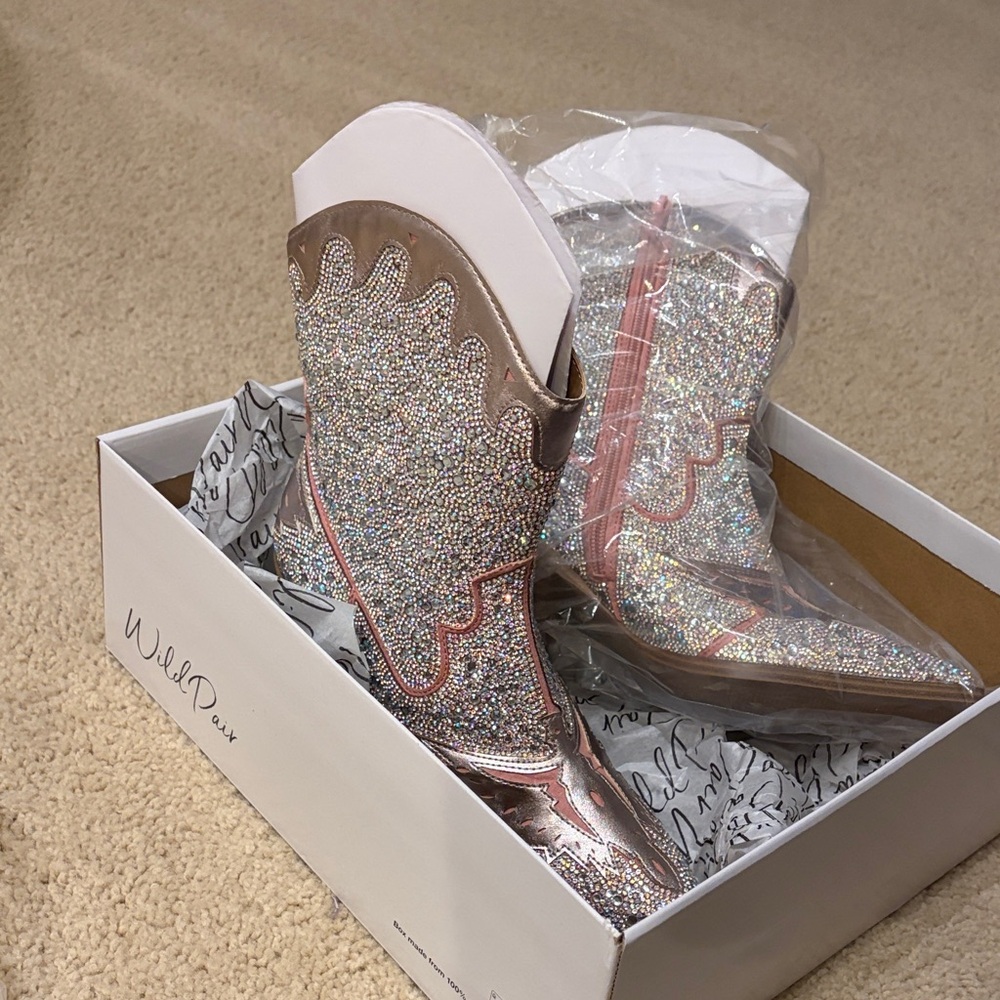 Wild Diva Sparkling Heeled Boots - Silver and Pink
